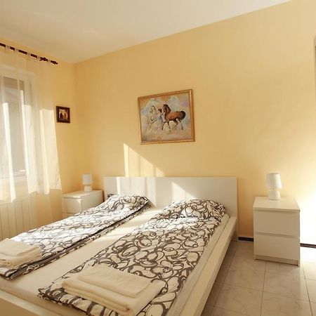 Raya Maisonette Szófia Szoba fotó