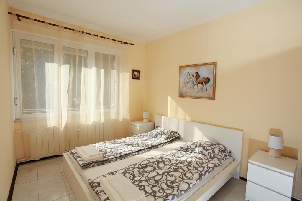 Raya Maisonette Szófia Szoba fotó